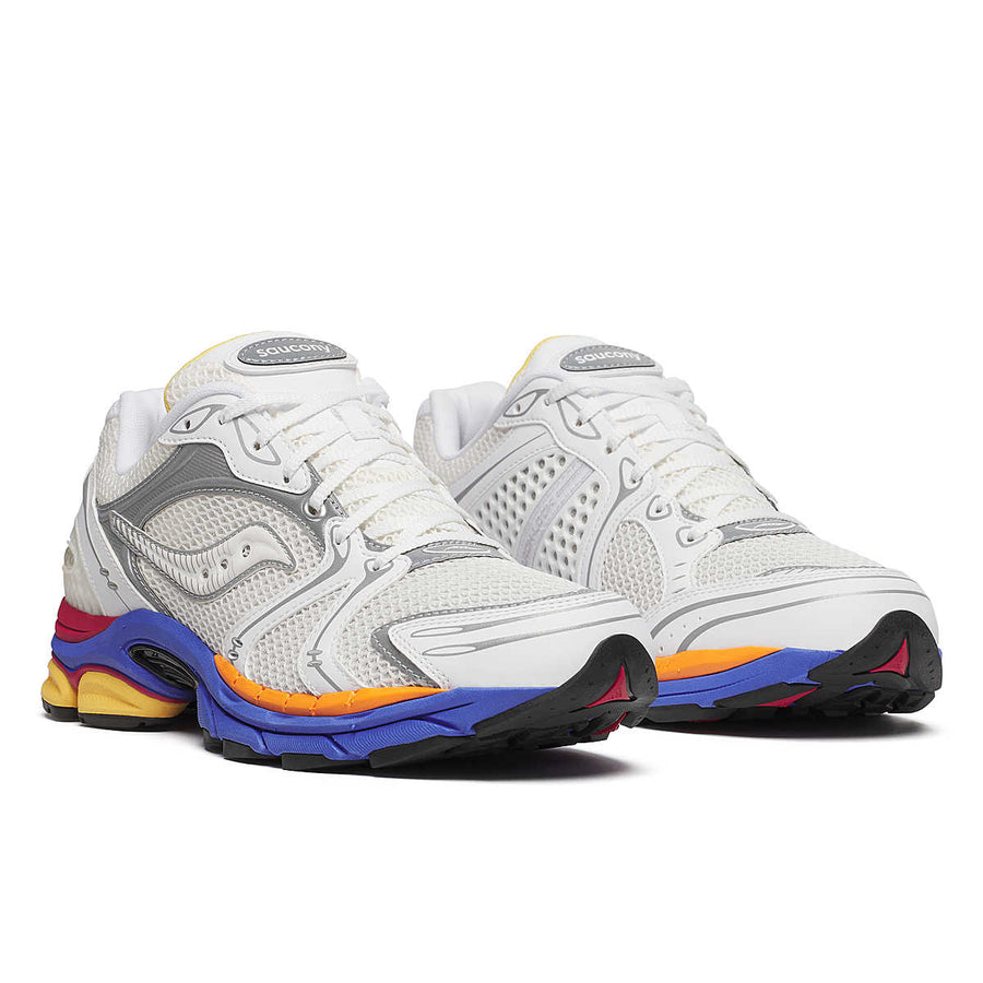 SAUCONY PROGRID TRIUMPH 4 GALAXY 3