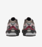 Saucony ProGrid Omni 9 Tomorrow, Meet Yesterday Pack Tan Maroon 4